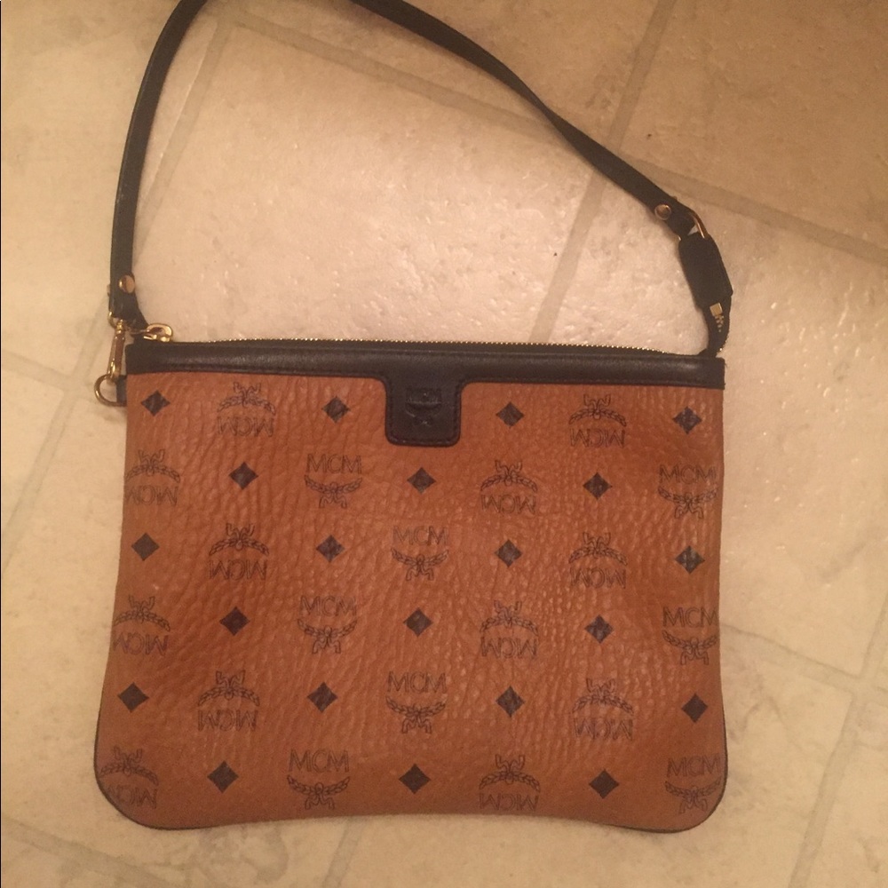MCM Clutch