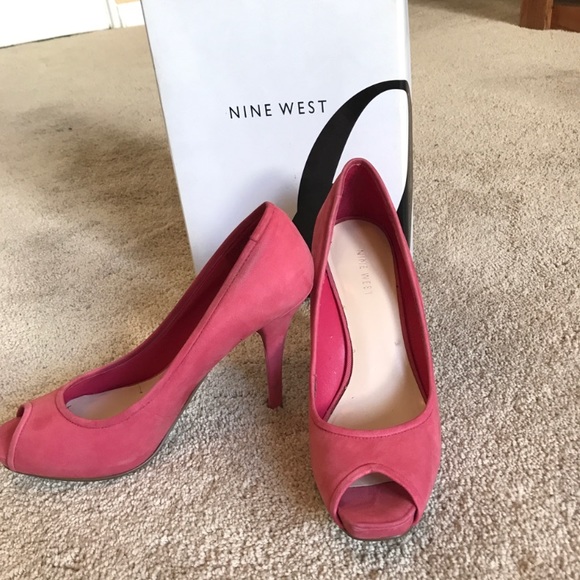 Nine West heels - Picture 1 of 1