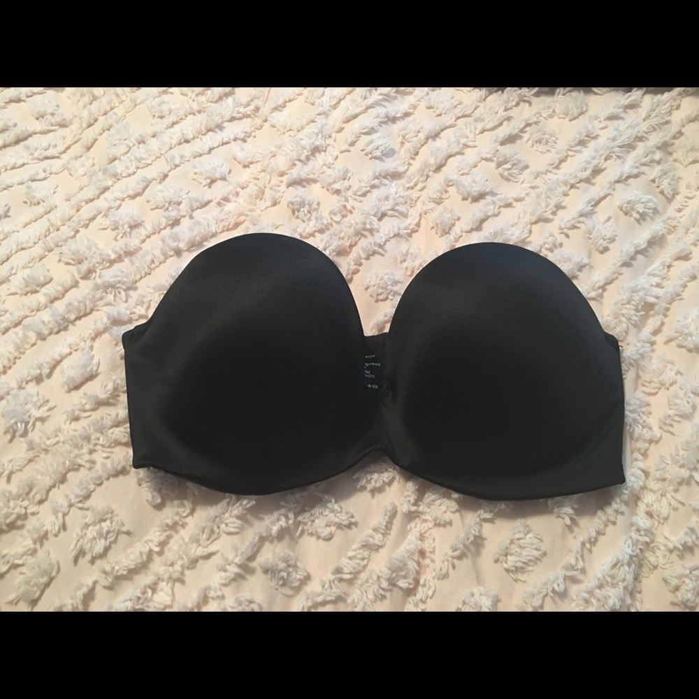 ***Soma brand*** 32c strapless $20