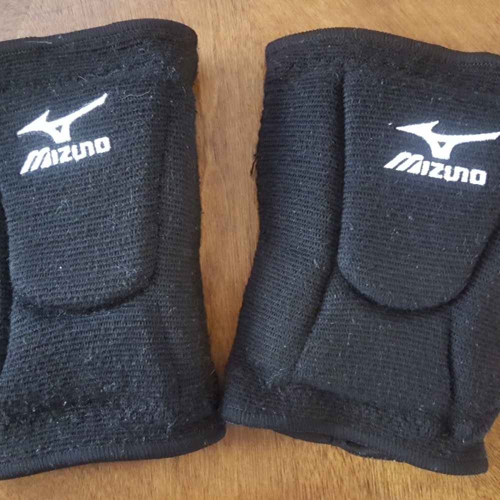 Mizuno Volleyball Knee Pads