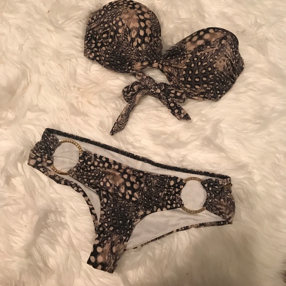 Bandeau VS Bikini - Picture 1 of 2
