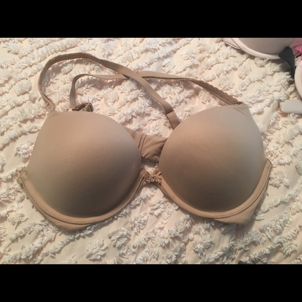 "Body by Victoria push-up" 36c