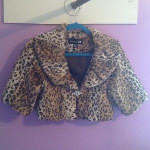 Faux fur leopard print bolero
