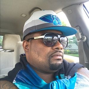 Meet your Posher, Todd