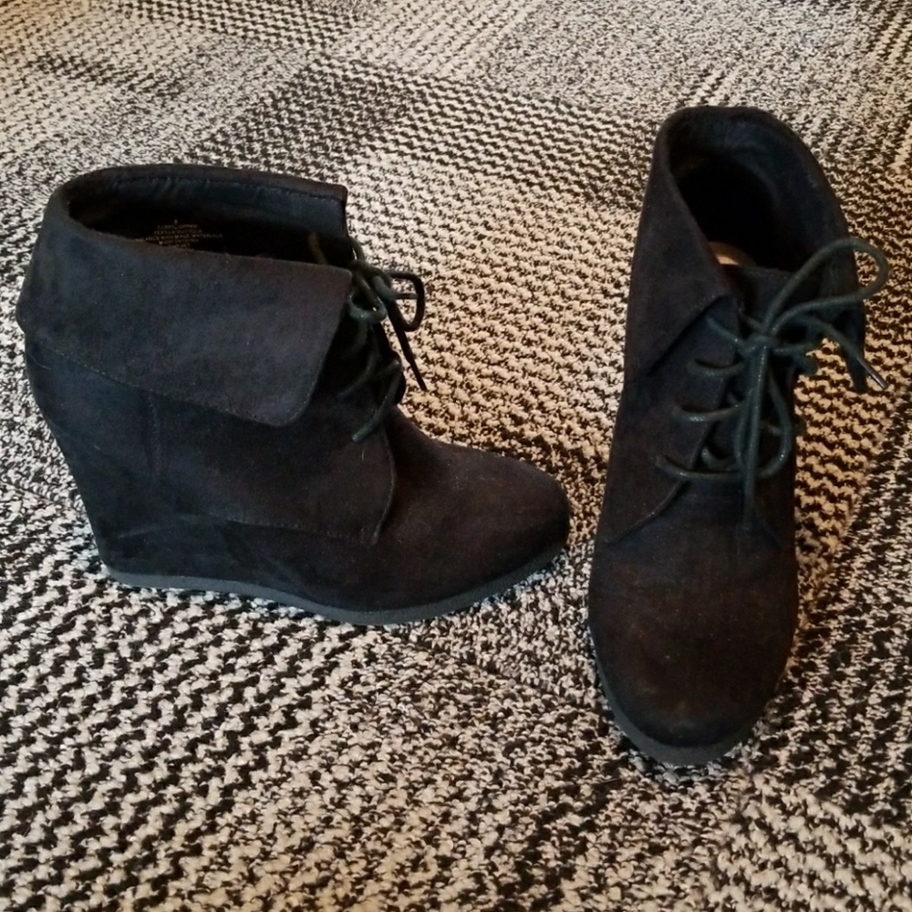 Mossimo ankle booties