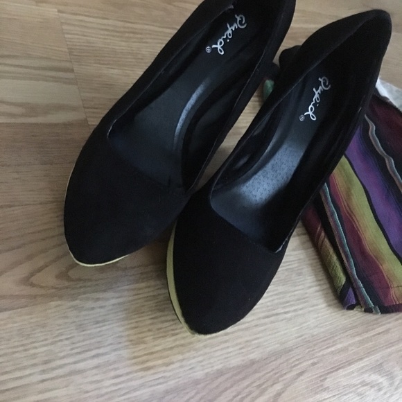 Color block heels - Picture 2 of 4