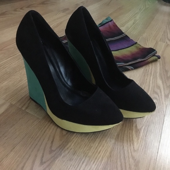 Color block heels - Picture 3 of 4