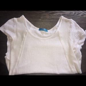Short sleeve knit top
