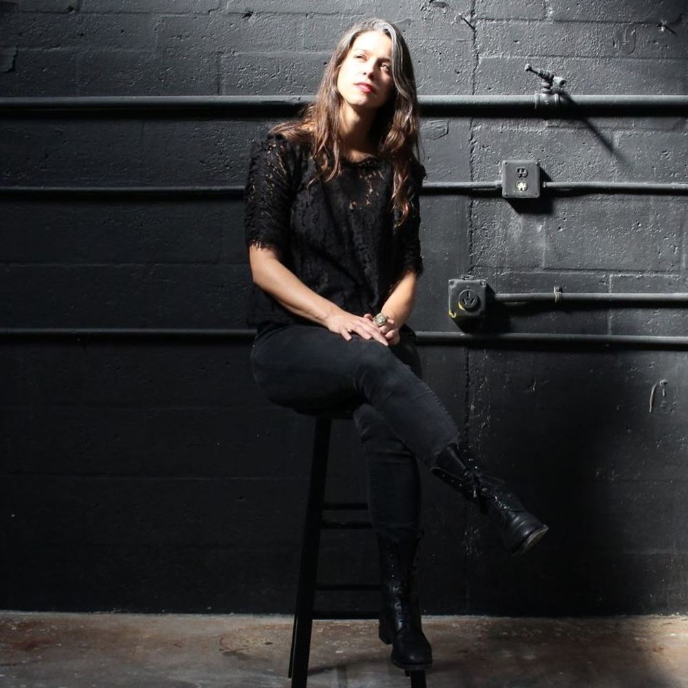 Meet your Posher, Antonia