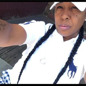 Meet your Posher, Mia