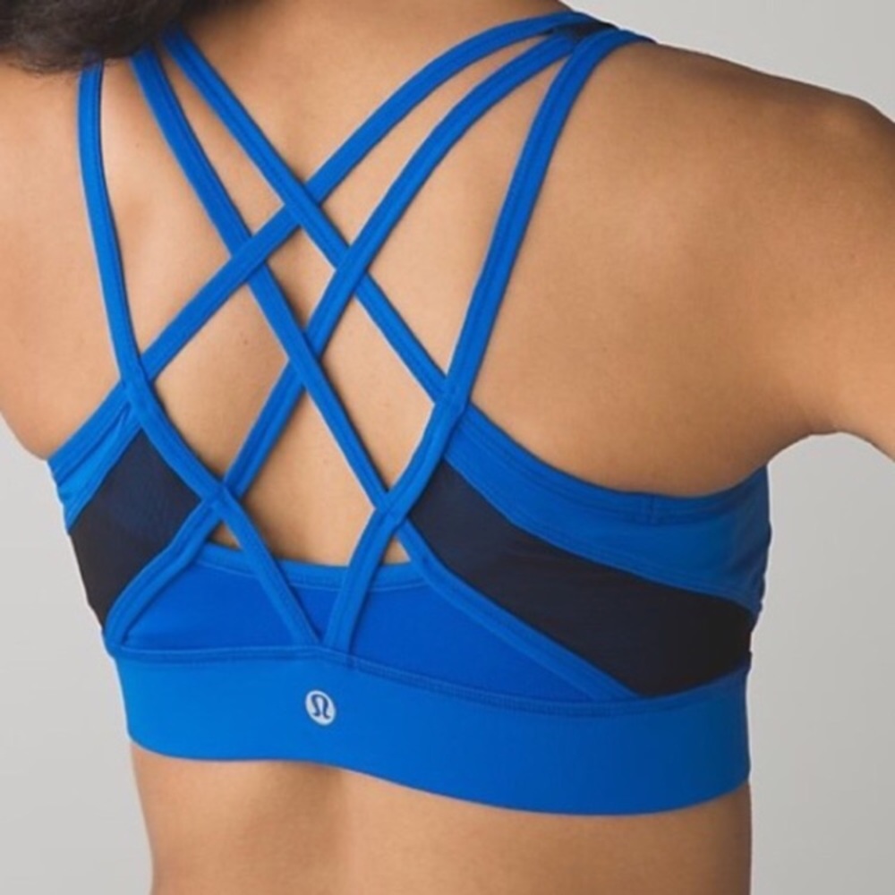 Lululemon sports bra size 4