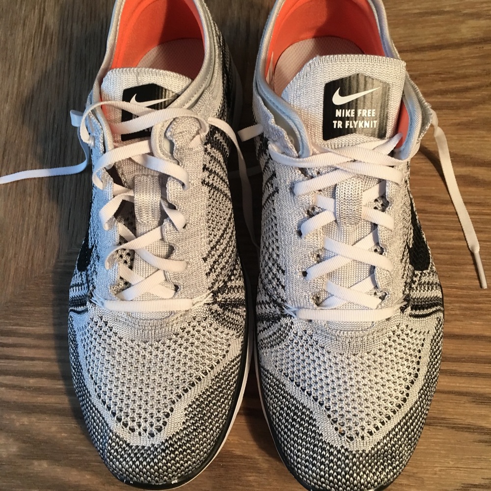 Nike Free Flyknit size 7.5
