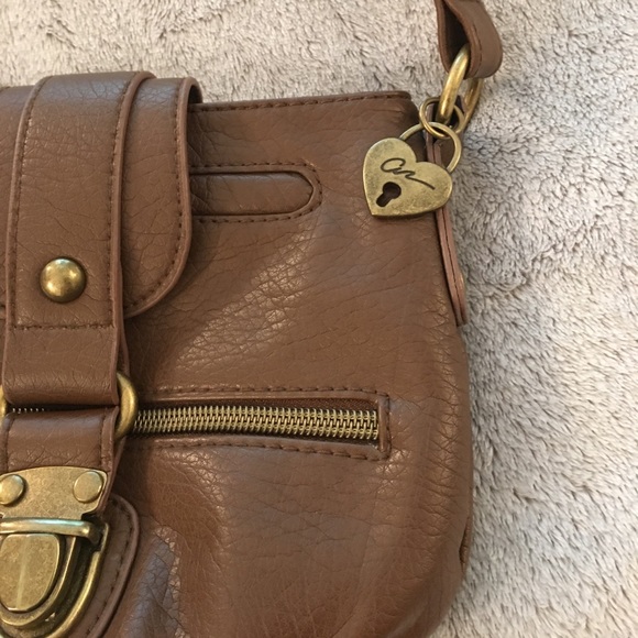 American Rag brown crossbody purse - Picture 4 of 4