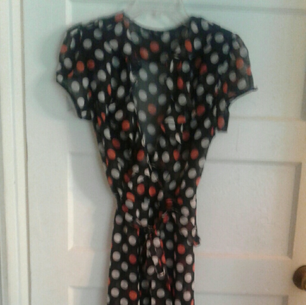 MSK classic wrap dress flattering fit