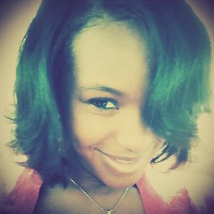 Meet your Posher, Alexis