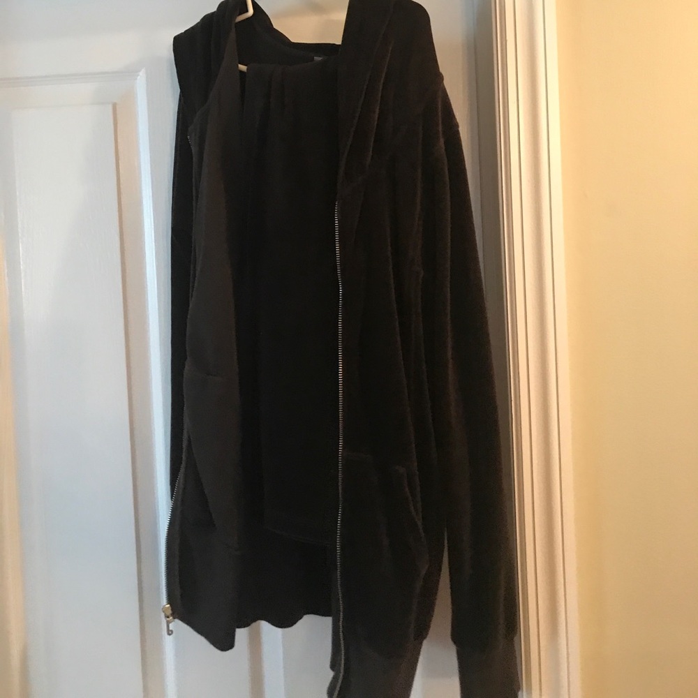 PRICE DROP. JUICY VELOUR. PANTS AND HOODIE.