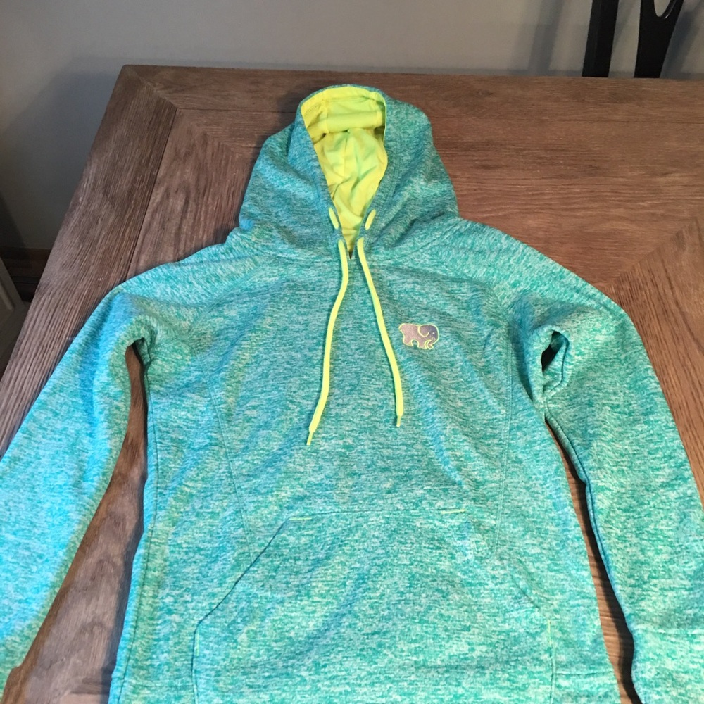 Ivory Ella  xs sweatshirt