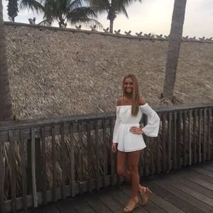 Meet your Posher, Bailey