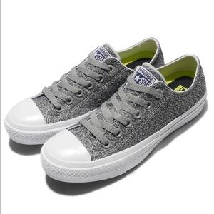 Converse Chuck II 2 Taylor  gray/white size10 NWT