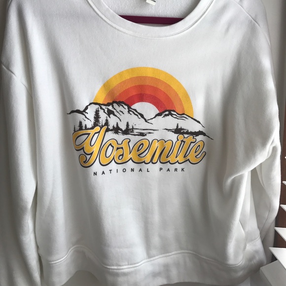 Forever 21 Sweaters - yosemite crew neck