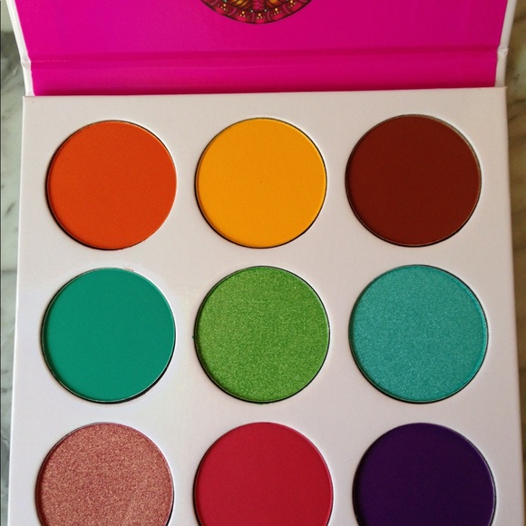 The Zulu palette by Juvia's - Picture 2 of 8