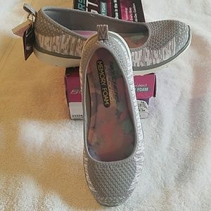 SKECHER BURST