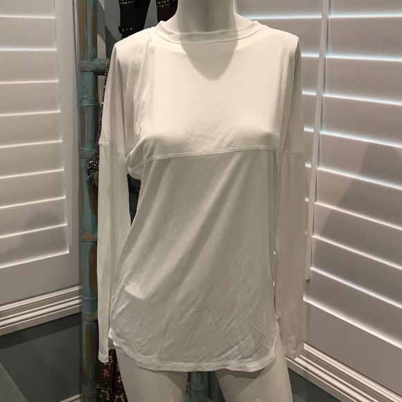 BNWT RASH GAURD UPF 50+ unisex - Picture 2 of 3