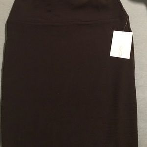 Solid black Lularoe Cassie skirt