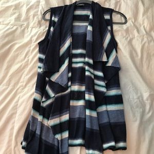Eddie Bauer sleeveless cardigan