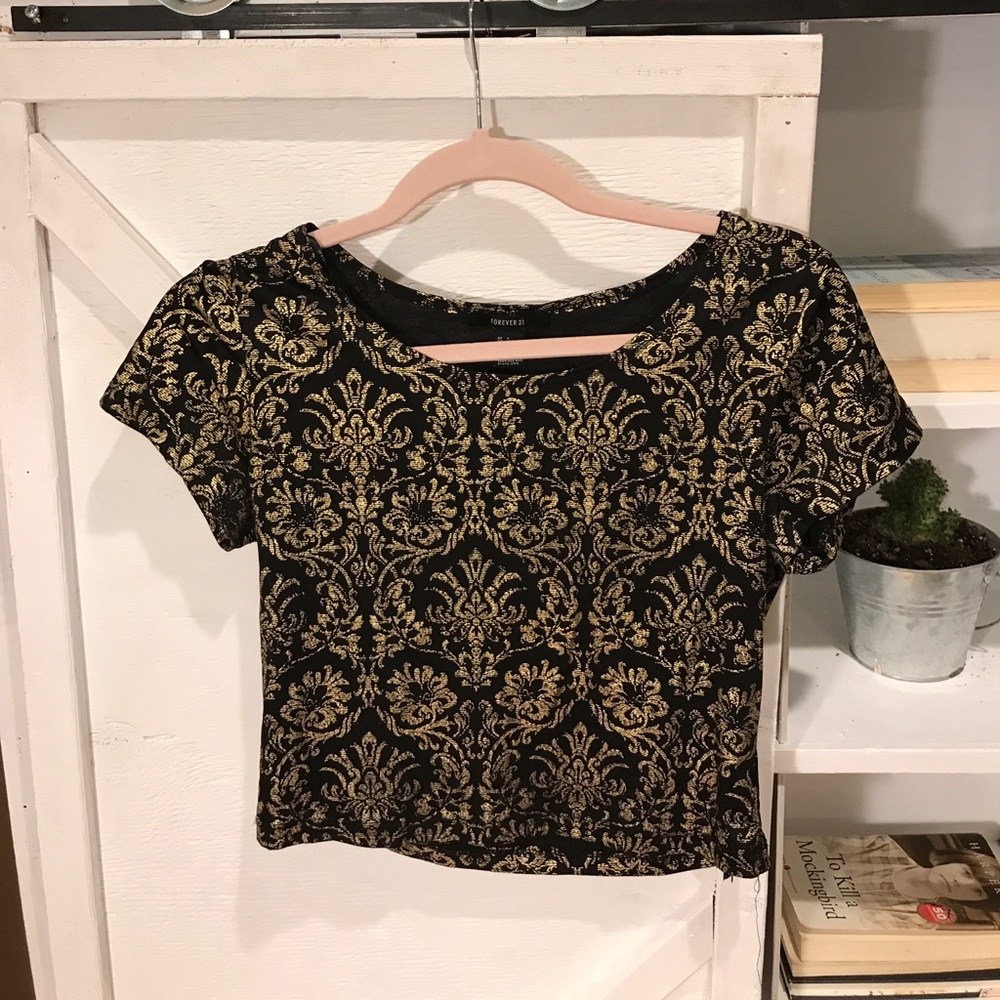 Black and Gold Crop Top