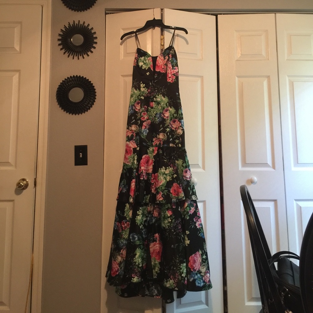 Windsor Black Floral Prom dress Size 3