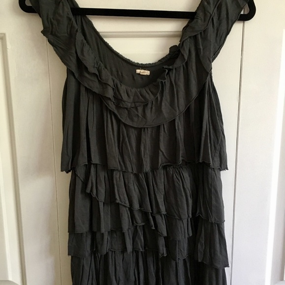 J. Crew Charcoal Ruffle Top - Size Medium! - Picture 2 of 7