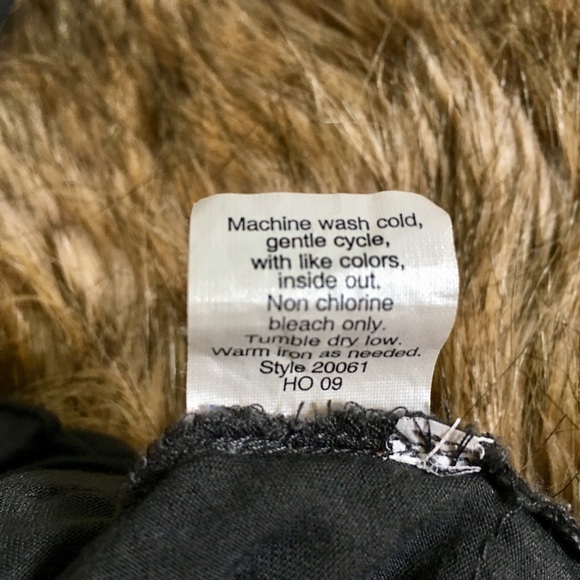 J. Crew Charcoal Ruffle Top - Size Medium! - Picture 5 of 7