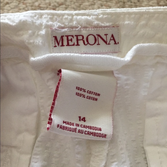 White shorts NWOT - Picture 3 of 3