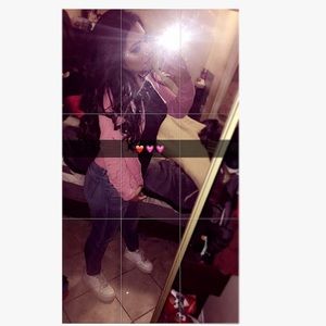 Meet your Posher, Dee