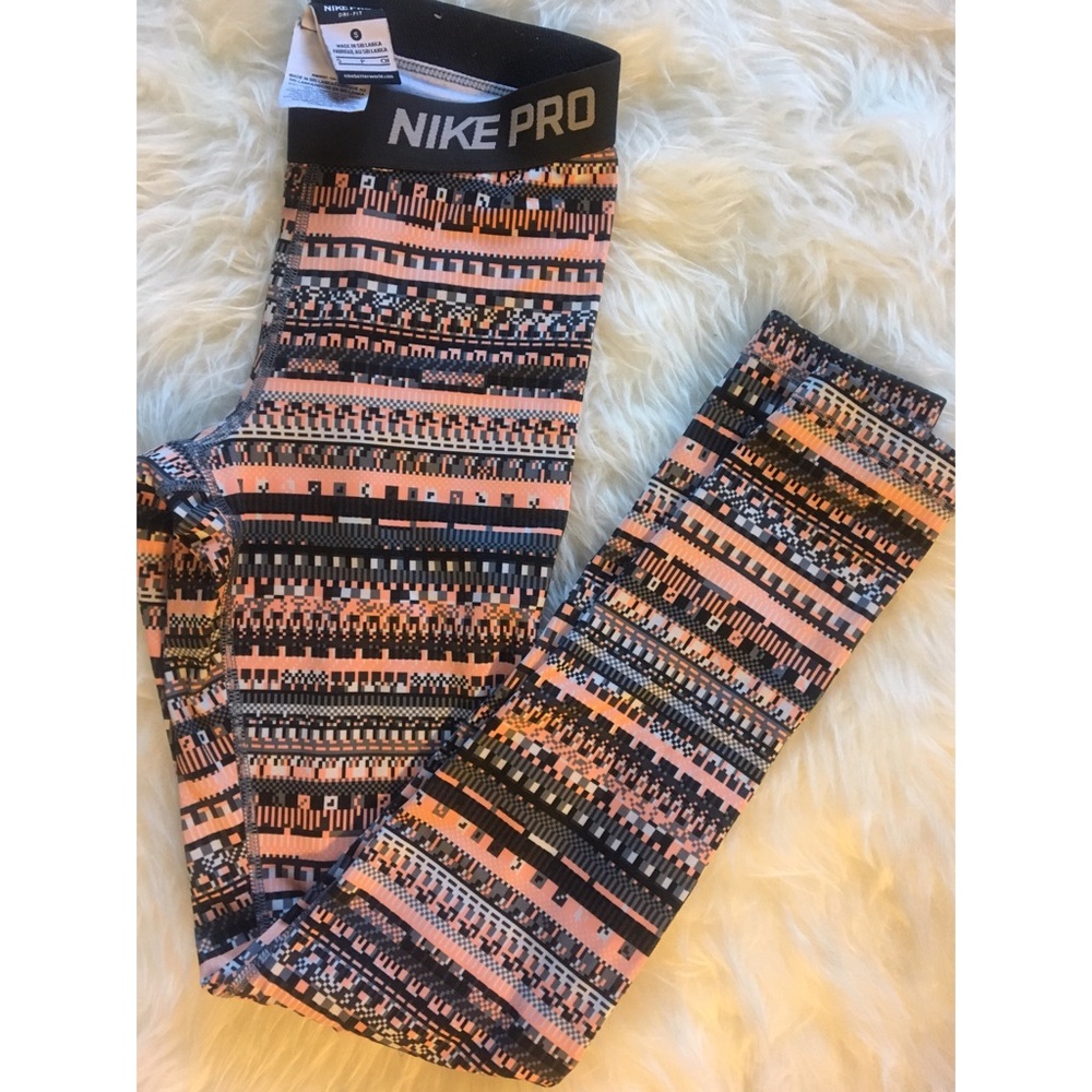 Nike Pro Leggings (never worn-washed once)