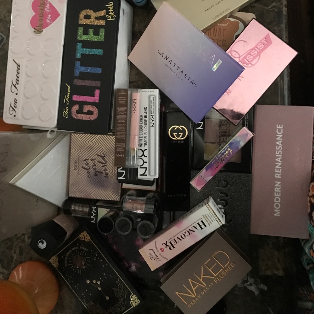 💋Kylie, ABH, Lime, Urban D, Kat VonD, NARS, etc💋
