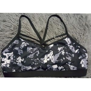 Sports bra, never worn!