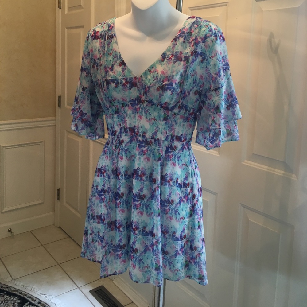 Absolutely perfect geometric colorful romper