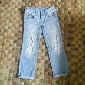 AE Cropped distressed jeans