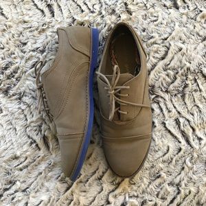 Madden girl tan oxford