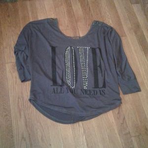 Detail back top with tags