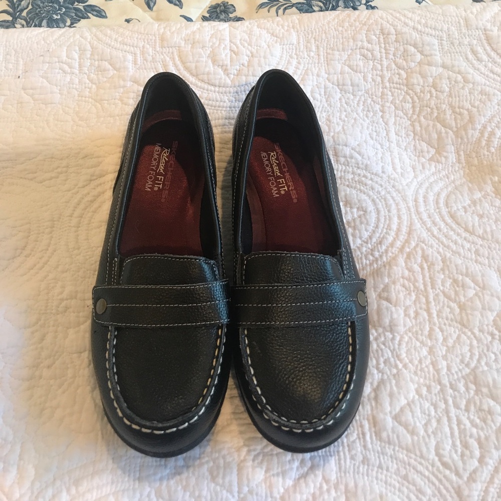 Sketchers Relaxed Fit Memory Foam Loafer, Size 7.5