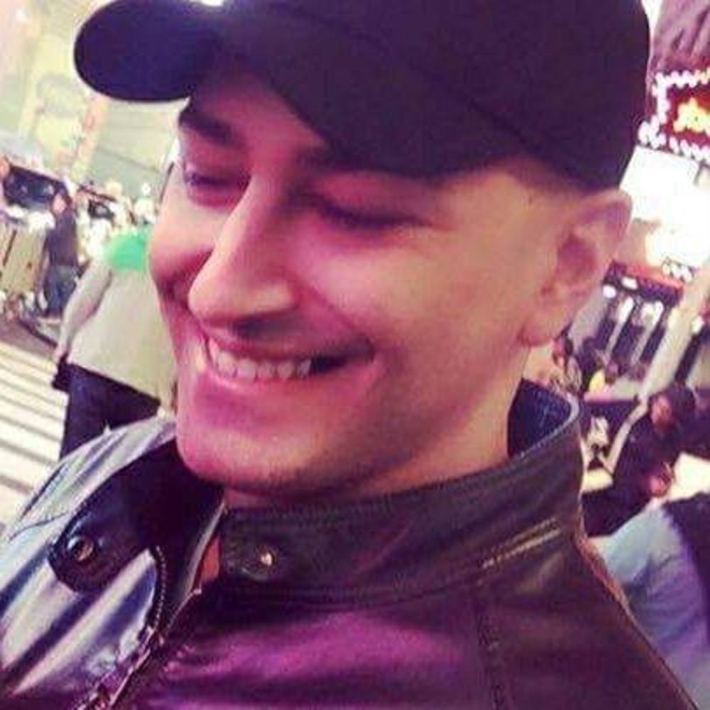 Meet your Posher, Haroon