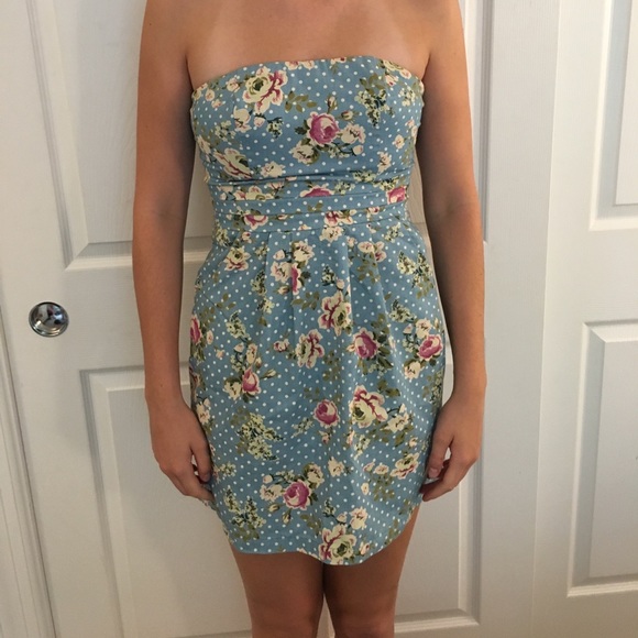 Strapless floral dress - Picture 5 of 6