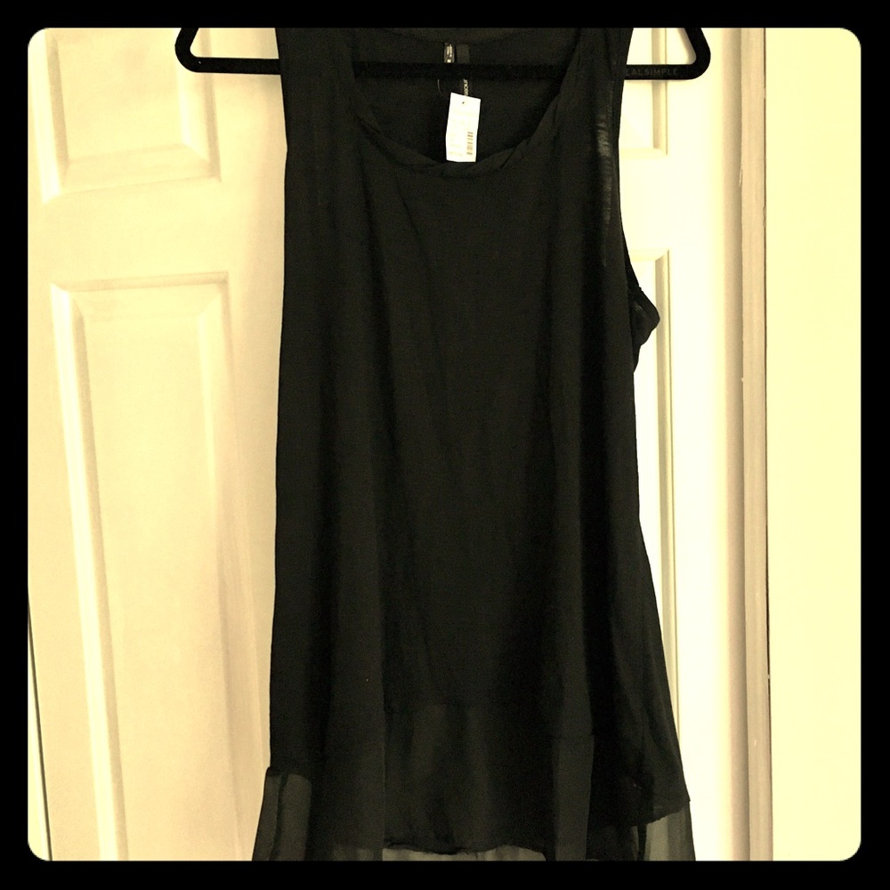 NWT Maurice's Black Long Tank with Chiffon - Med!