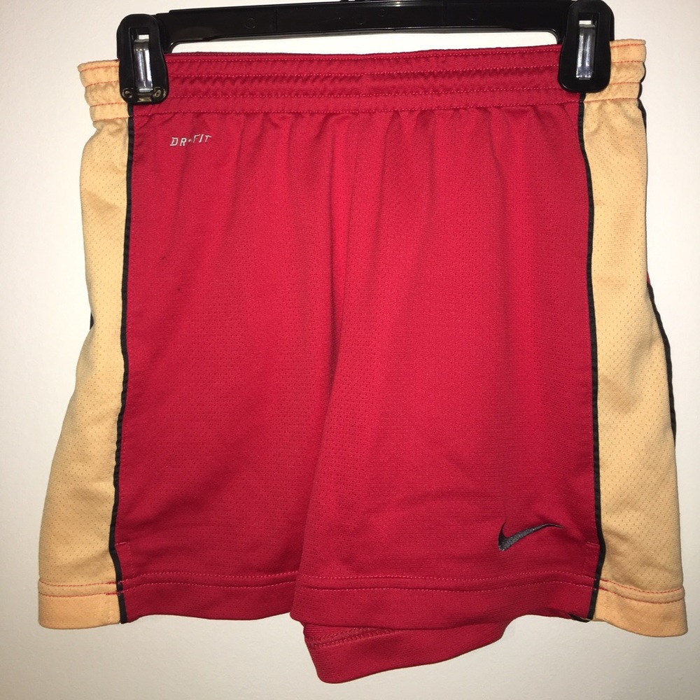 nike gym/running shorts. size XS