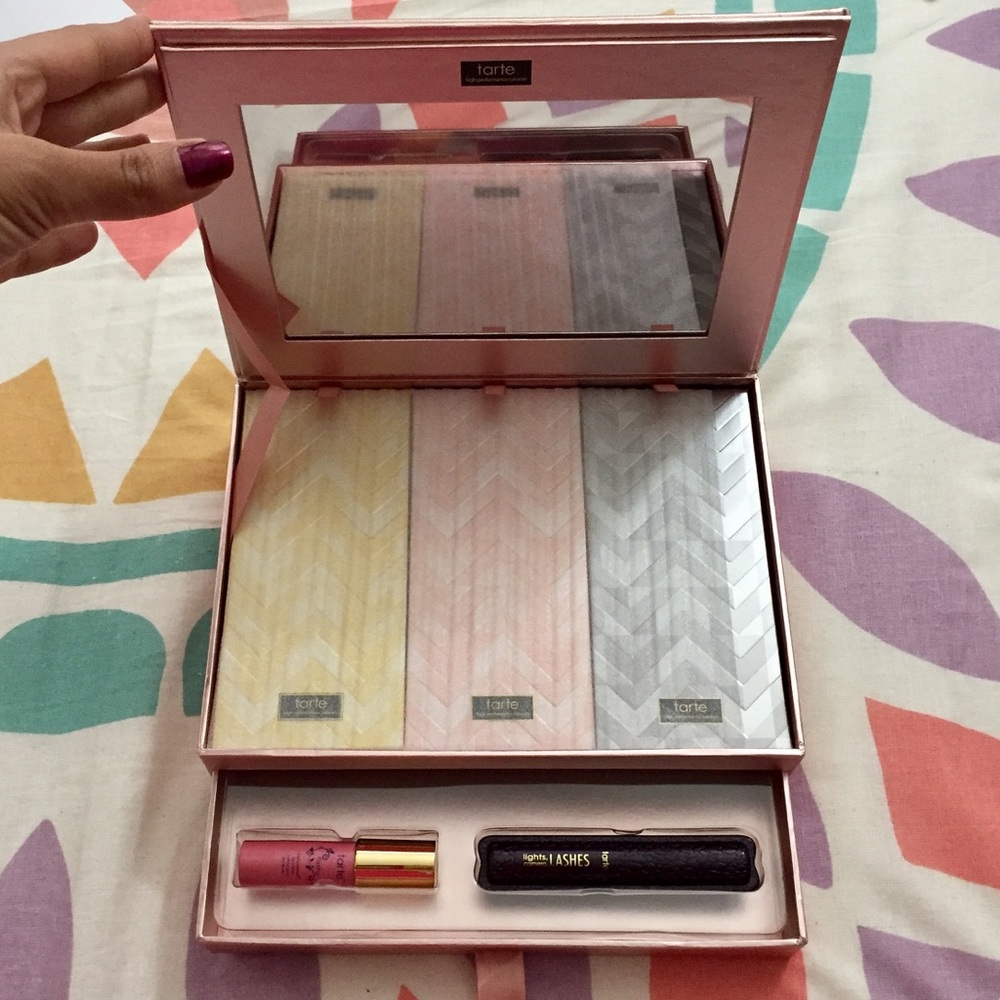 ❌SOLD ❌Tarte ULTA Holiday 2015 Greatest Giltz Set
