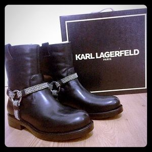 KARL LAGERFELD PARIS Vernet Black Leather Boots