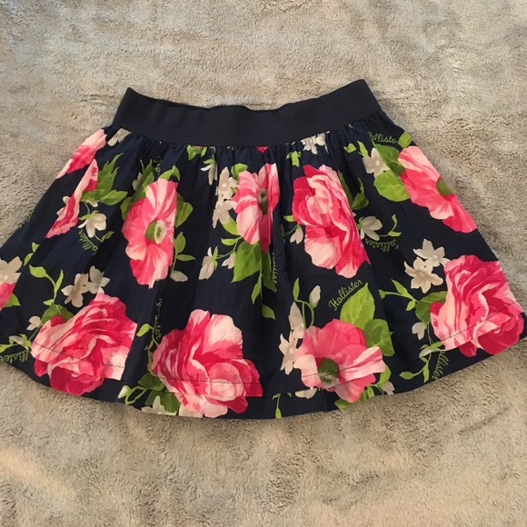 Floral skirt - Picture 2 of 2